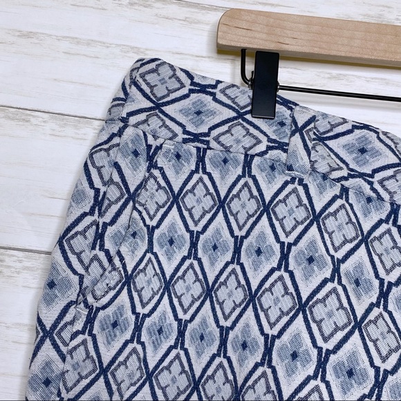 Loft Blue Diamond Textured Twill Shorts - Size 16 - Picture 6 of 8